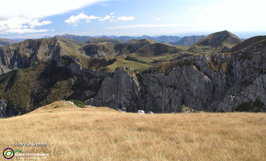 33 Panorama verso la zona del Sodadura....JPG